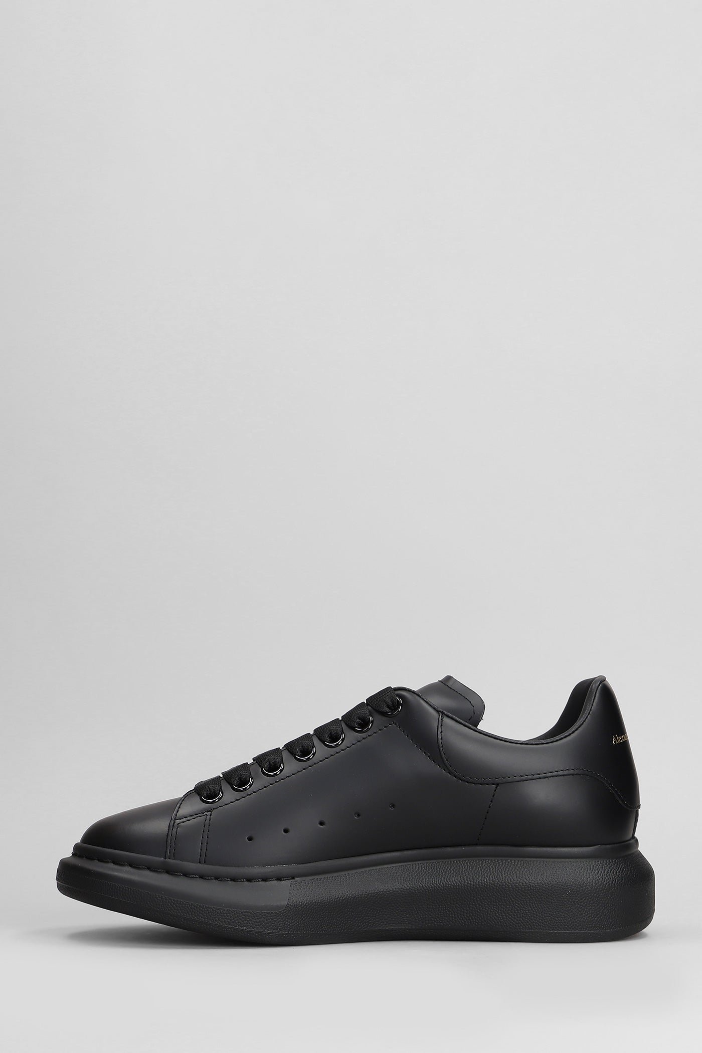 Alexander McQueen SNEAKERS OVERSIZE SNEAK IN PELLE NERA
